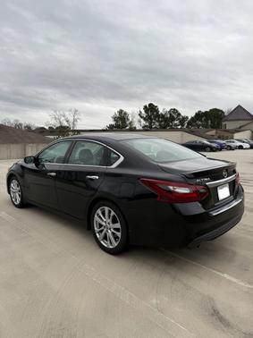 2017 Nissan Altima 2.5 SR