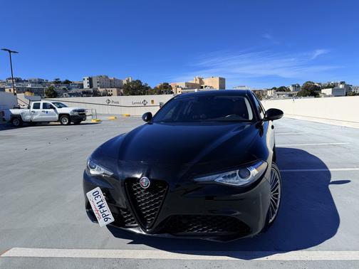 2018 Alfa Romeo Giulia Ti Lusso