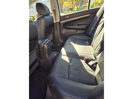 2012 INFINITI G25x Base