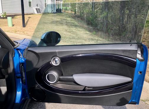 2007 MINI Cooper S Base