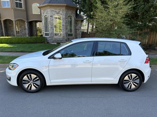 2019 Volkswagen e-Golf SEL Premium