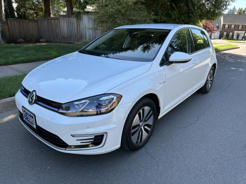 2019 Volkswagen e-Golf SEL Premium