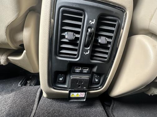 White 2014 Jeep Grand Cherokee Limited