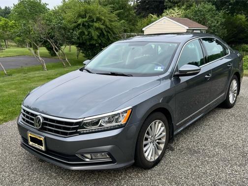 2017 Volkswagen Passat 1.8T SE