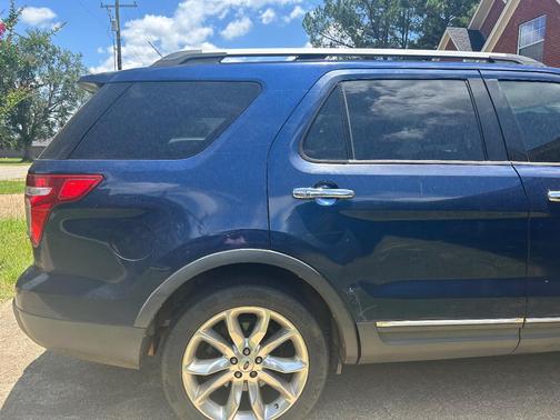 Blue 2012 Ford Explorer Limited