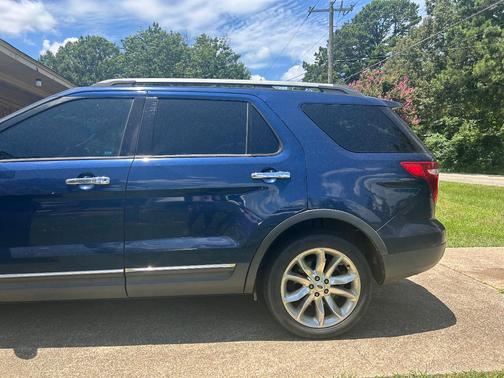 Blue 2012 Ford Explorer Limited