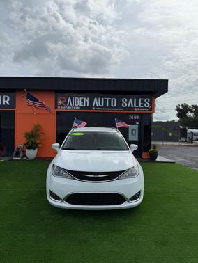 2018 Chrysler Pacifica Touring-L Plus