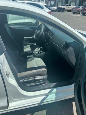 White 2017 Volkswagen Jetta 1.4T S