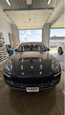 2016 Porsche Cayenne S E-Hybrid