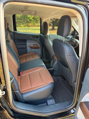 Black 2023 Ford Maverick Lariat