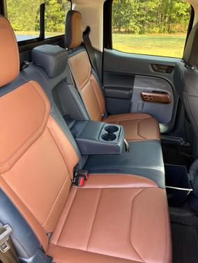 Black 2023 Ford Maverick Lariat