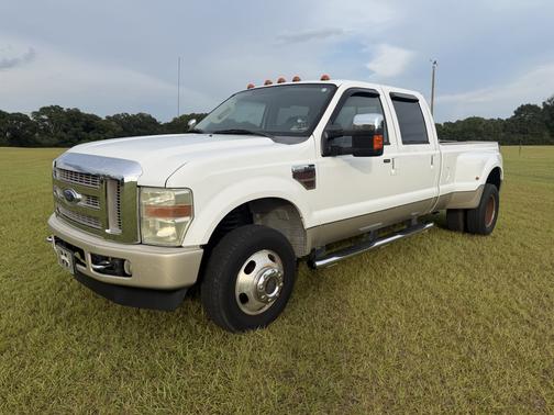 White 2008 Ford F-350 Lariat Crew Cab Super Duty DRW