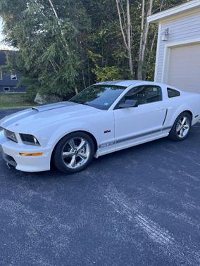 White 2007 Ford Mustang GT