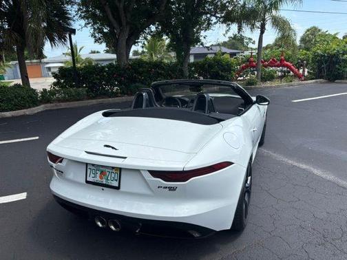 White 2021 Jaguar F-TYPE R-Dynamic