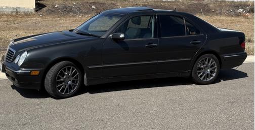 2001 Mercedes-Benz E-Class E320