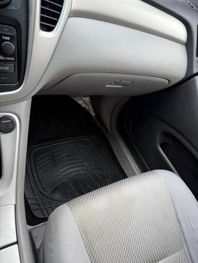 2005 Toyota Highlander Base