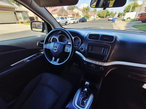 Black 2016 Dodge Journey SXT