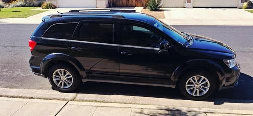 Black 2016 Dodge Journey SXT