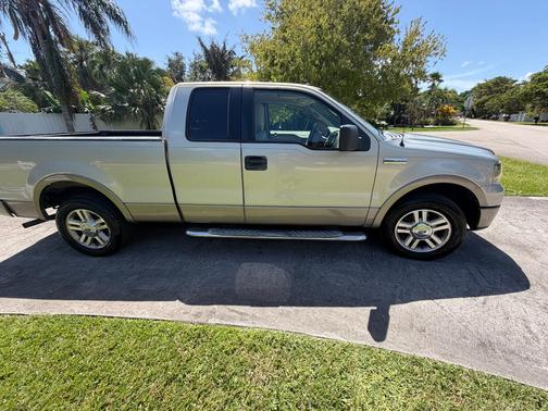 Gold 2006 Ford F-150 Lariat SuperCab