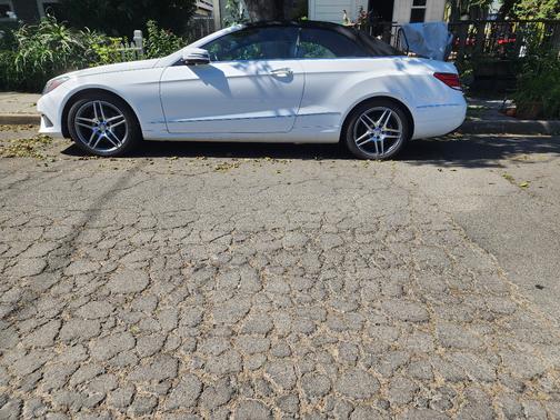 White 2014 Mercedes-Benz E-Class E 350