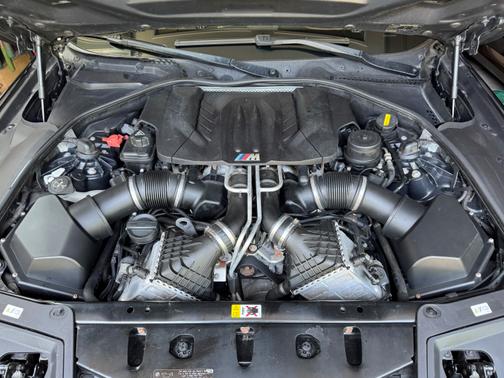 2013 BMW M5 Base