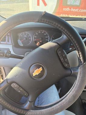 White 2006 Chevrolet Impala LT