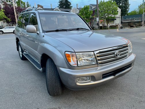 2003 Toyota Land Cruiser Base