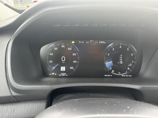 Blue 2020 Volvo XC90 T5 Momentum