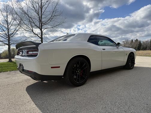 White 2021 Dodge Challenger R/T Scat Pack