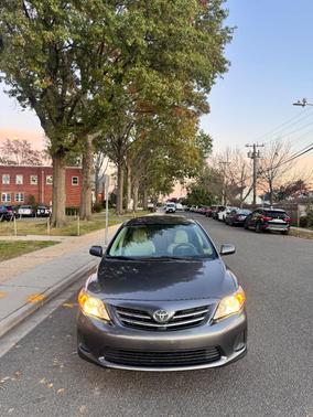 Gray 2013 Toyota Corolla LE