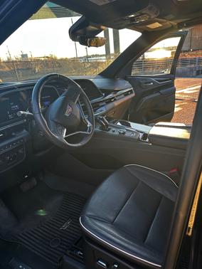 2024 Cadillac Escalade Sport