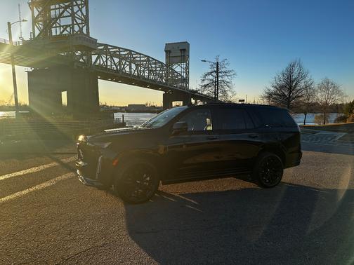 2024 Cadillac Escalade Sport