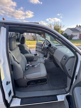 2004 Ford F-150 XL SuperCab