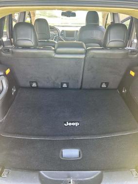 Black 2018 Jeep Cherokee Overland