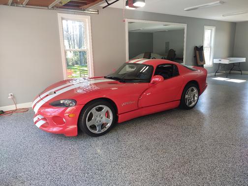 2002 Dodge Viper GTS