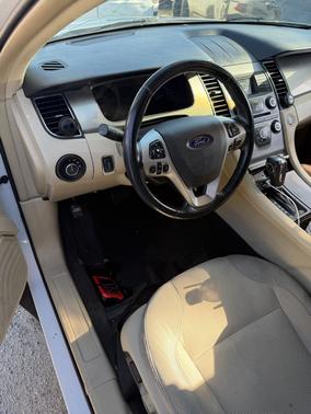 2013 Ford Taurus SEL
