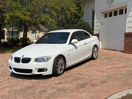 White 2011 BMW 335 i