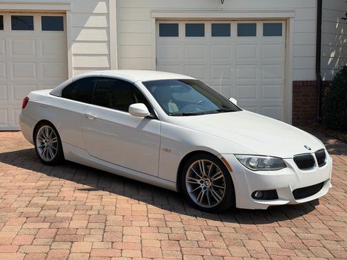 White 2011 BMW 335 i