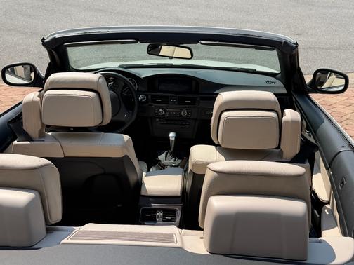 White 2011 BMW 335 i