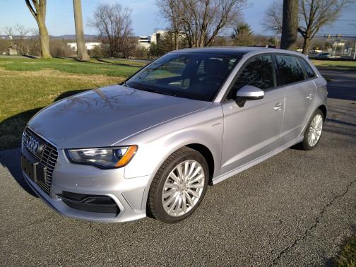 Photo 1 of 21 of 2016 Audi A3 e-tron 1.4T Premium