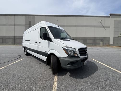 2014 Mercedes-Benz Sprinter High Roof