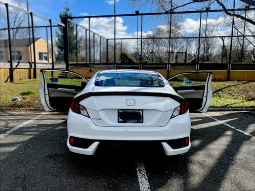 2017 Honda Civic LX-P