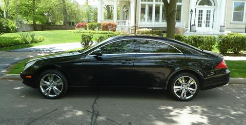 Black 2009 Mercedes-Benz CLS-Class CLS 550