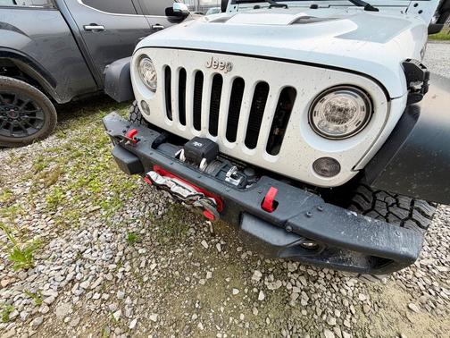 White 2017 Jeep Wrangler Unlimited Rubicon
