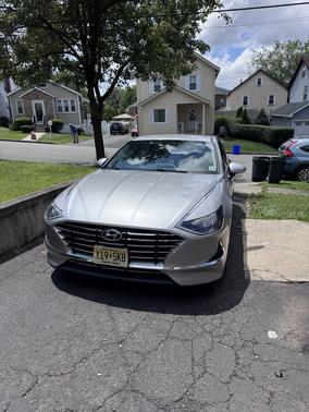 2022 Hyundai SONATA SE