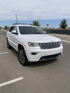 White 2017 Jeep Grand Cherokee Overland
