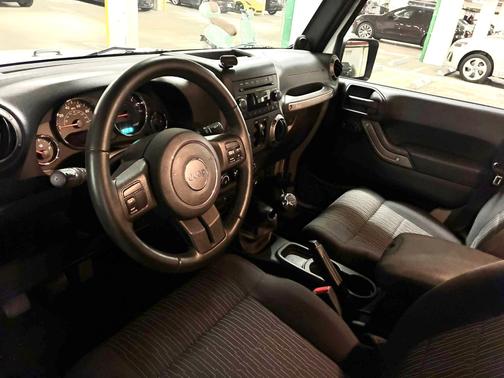 2011 Jeep Wrangler Unlimited Sport