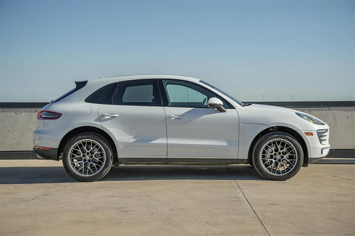 2018 Porsche Macan Macan S