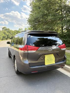 Gray 2014 Toyota Sienna XLE