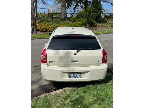 2005 Dodge Magnum R/T